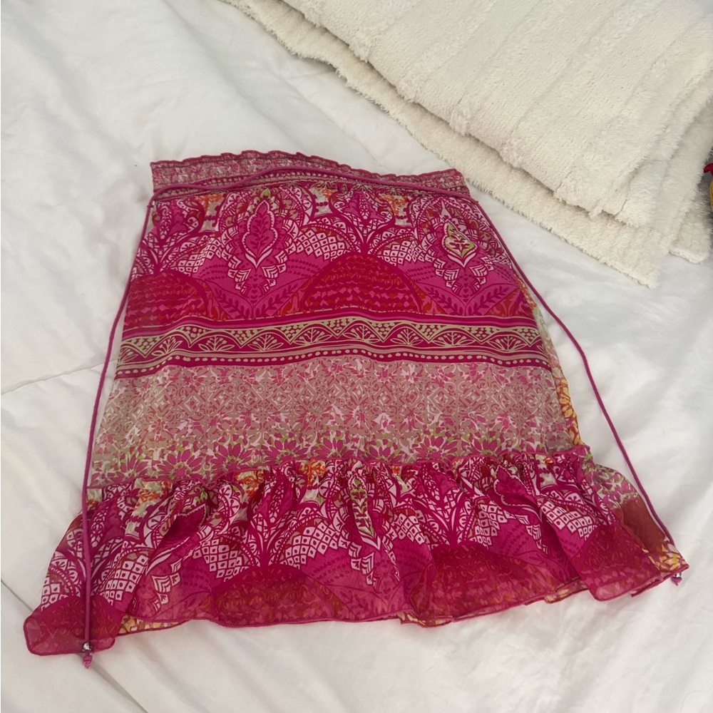 Elegant Pink Patterned Skirt